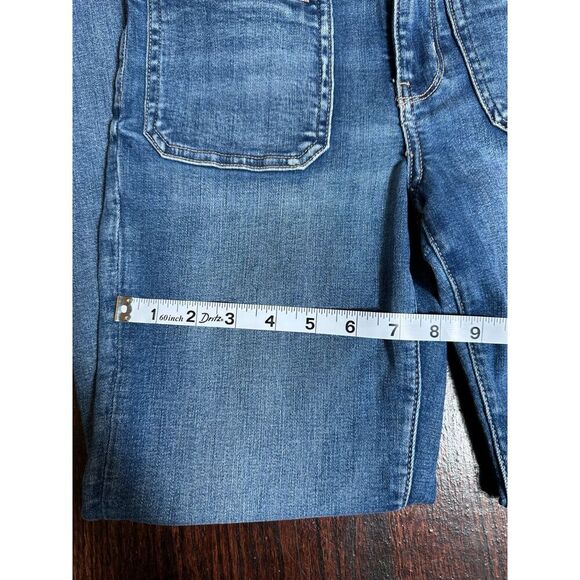 American Eagle Super Hi-Rise Flare Size 6 - Picture 13 of 15